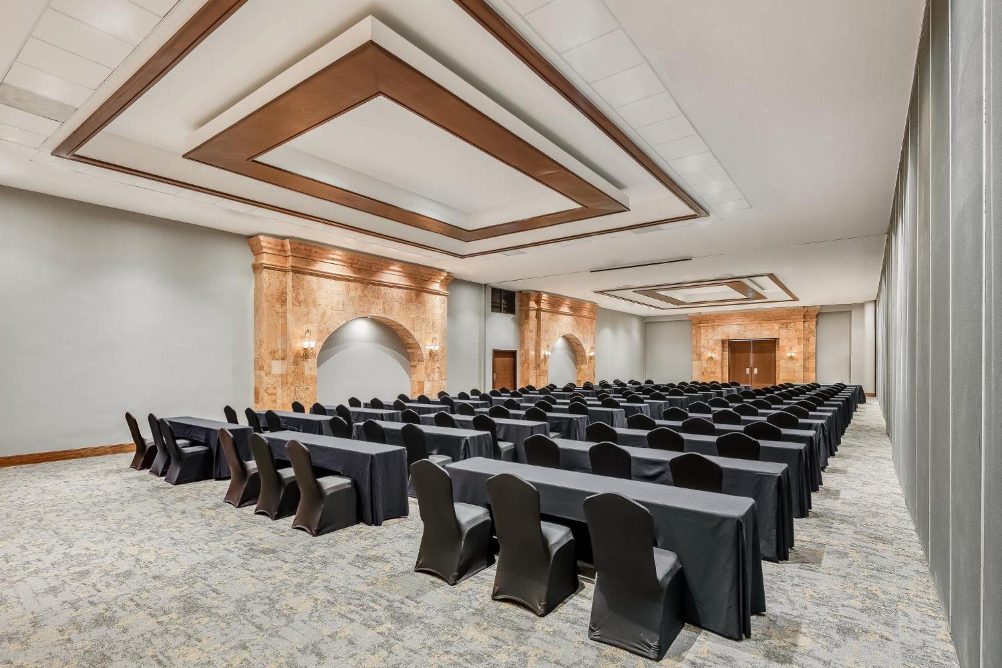 Fiesta Americana Condesa Cancun Luaran gambar Meeting room